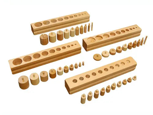 Knobbed Cylinder Blocks Beechwood Four Sets kinderhuis