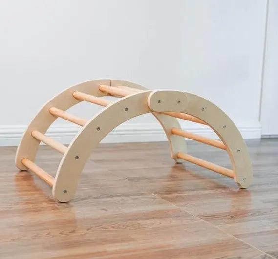 Natural Wood Arch Rocker kinderhuis
