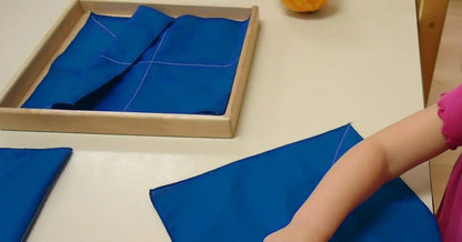 Folding cloth with Tray kinderhuis