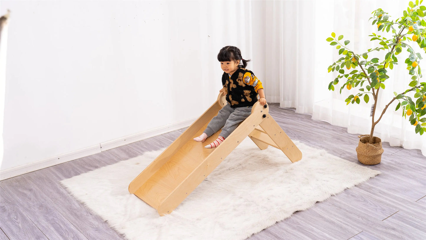 Isla PlaySlide 2 in 1 wooden Slide with Art Easel kinderhuis