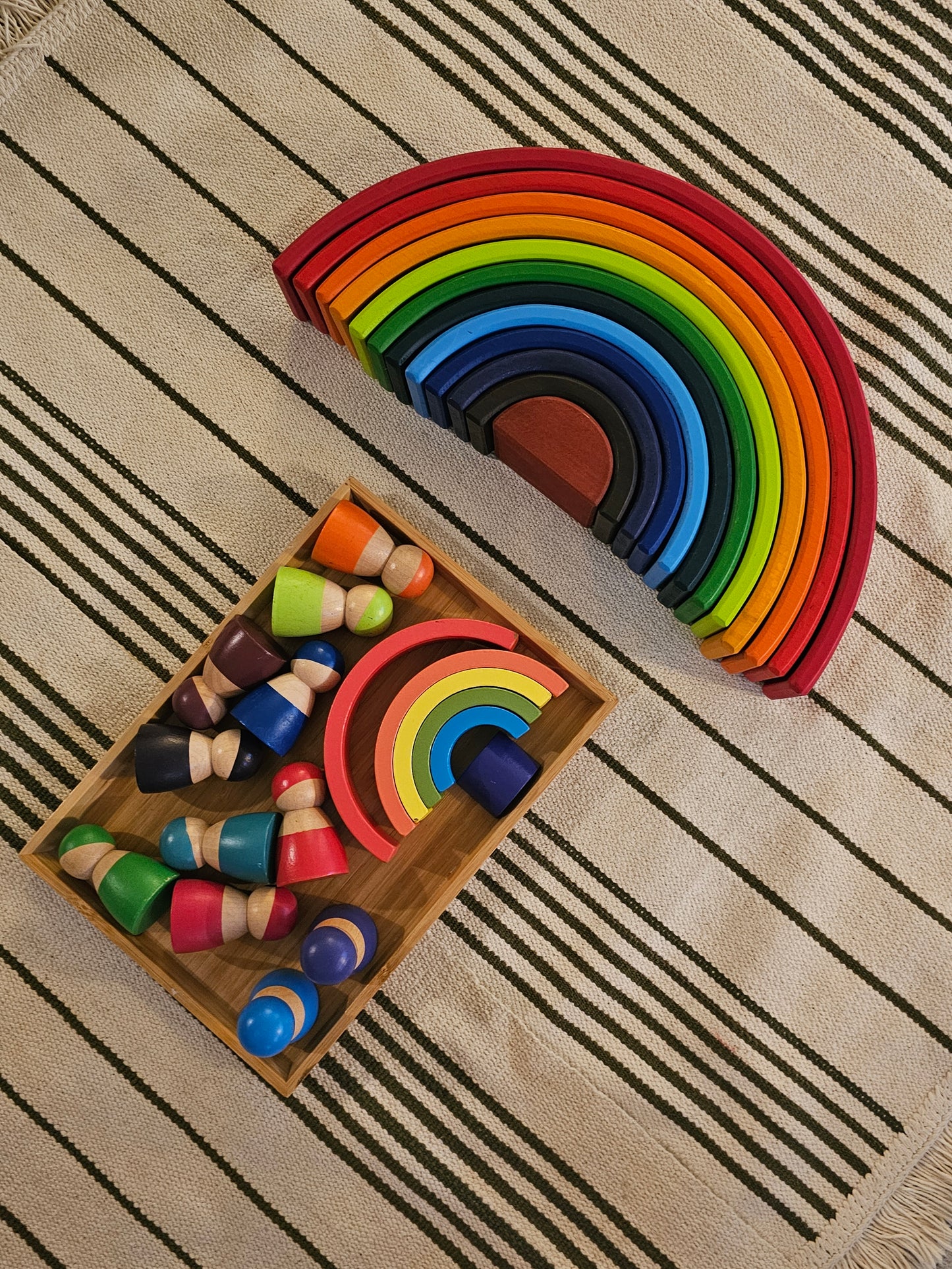 Wooden stackable rainbow kinderhuis